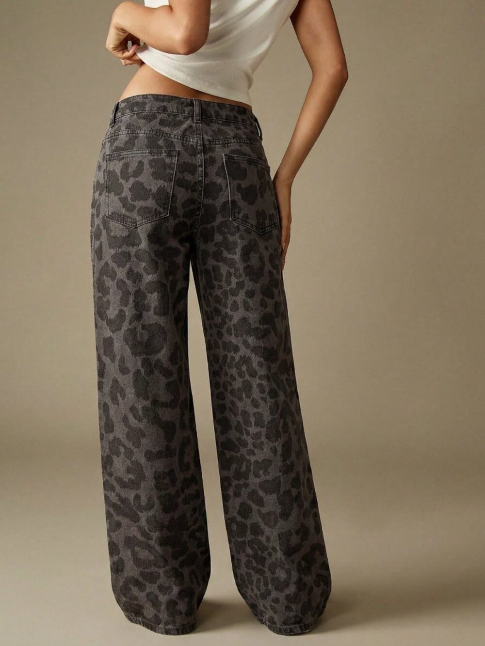 Grey Casual Women's Mid Rise Baggy Leopard Print Denim Wide Leg Jeans - Picture 2 of 6
